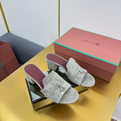 LP BLOCK HEEL SANDALS 25S IN MOSS GRAY SUEDE