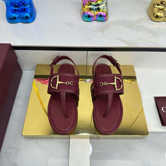 GG FLAT THONG SANDALS WITH ANKLE STRAP IN RED LAMBSKIN AND FABRIC