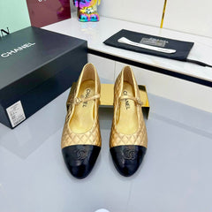CC MARY JANE FLAT 25S IN GOLD LAMBSKIN EMBOSSED LOGO