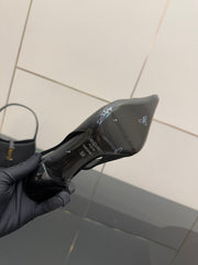 YSL 25S SLINGBACK HIGH HEELS 90 MM IN BLACK SMOOTH LAMBSKIN WITH GOLD HARDWARE STYLE 3