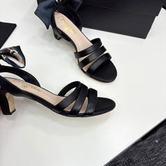 CC HEEL SANDAL 25S IN BLACK LAMBSKIN WITH SILK BOW