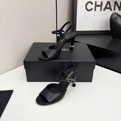 CC HIGH SANDAL 25S 80 MM IN BLACK CALFSKIN WITH PEARL DETAILS