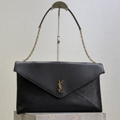 YSL 25S CASSANDRE ENVELOPE MESSENGER 35 IN BLACK LAMBSKIN GOLD HARDWARE