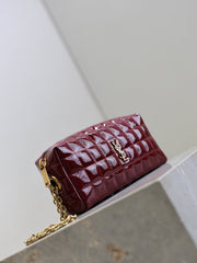 YSL 25S CASSANDRE MATELASSÉ CARRÉ POUCH ON CHAIN 18 IN DARK RED WINE SHINY CALFSKIN