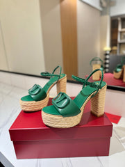 VLTN ESPADRILLE WEDGE SANDALS 25S 115 MM IN DARK GREEN LAMBSKIN
