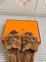 HM 25S ECLAIR SANDAL IN BROWN SHEARLING WITH SILVER HARDWARE