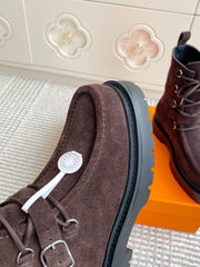 HM 25S ANKLE BOOTS IN DARK BROWN SUEDE