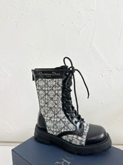 D-UNIT ANKLE BOOT BLACK CALFSKIN WITH WHITE AND BLACK CANNAGE TWEED