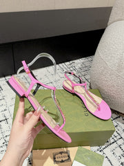 THONG SANDAL IN FUSCIA PINK CALFSKIN WITH GOLD HARDWARE