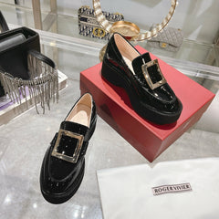 VIV' RANGERS LOAFERS IN BLACK PATENT CALFSKIN GOLD BUCKLE