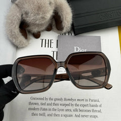 MONTAIGNE SUNGLASS CD2512 IN ACETATE