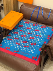 LV SCARF 140 CM IN CASHMERE 721494