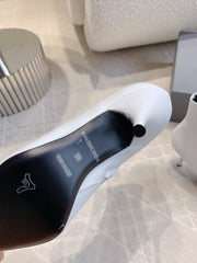 POINTED-TOE HIGH HEEL BOOTS IN WHITE SMOOTH LAMBSKIN