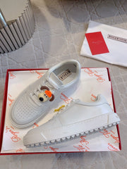 VIV' SKATE SNEAKERS IN WHITE CALFSKIN WITH CARTOON CHARM LACES