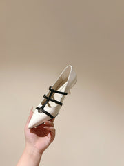 HIGH PUMP 45MM IN WHITE CALFSKIN WITH BLACK STRAPS