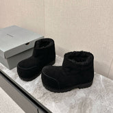 ALASKA BOOTIE IN BLACK SUEDE AND WOOL LINING