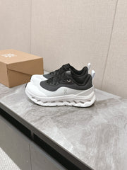 RUN SNEAKER IN WHITE MIX BLACK SUEDE AND MESH FABRIC