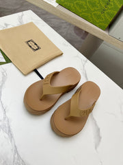 THONG PLATFORM IN CIDER BROWN IMPORTED TPU