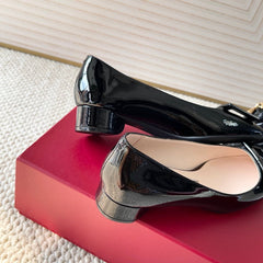 U LOOK BALLERINAS IN BLACK GLOSSY CALFSKIN