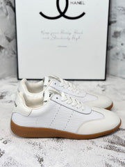 RETRO SNEAKERS IN WHITE LAMBSKIN WITH KNITTED PATTERN
