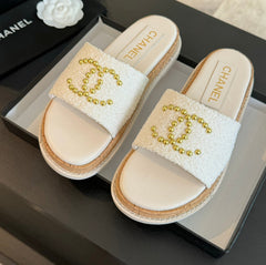 Double C Wood Grain Platform Slippers White Wool