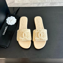 Slippers Beige Cream Lambskin