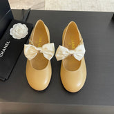 BALLET FLAT DARK CREAM LAMBSKIN WITH WHITE BOW