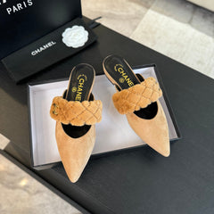 CC MULE IN SEPIA BEIGE SMOOTH FLEECE WITH GOLD HARDWARE