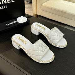 HIGH FLATFORM SLIPPER IN WHITE EMBOSSED SHEEPSKIN