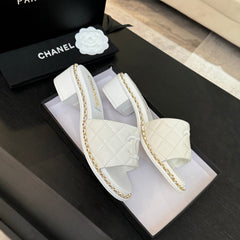 HIGH FLATFORM SLIPPER IN WHITE EMBOSSED SHEEPSKIN