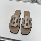 FLATFORM SANDAL LIGHT GRAY CALFSKIN