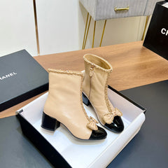 CHANEL 25S HEELED CHAIN BOOTS WITH BOW IN BEIGE CALFSKIN GOLD HARDWRE