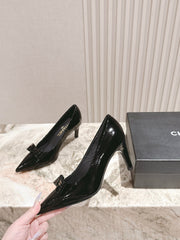 CC HIGH HEEL PUMPS 25S IN BLACK LAMBSKIN WITH BOW ATTACHED