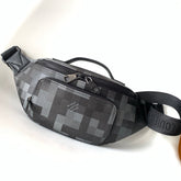 LV 25S ORIGINAL DYNAMIC BUMBAG 30 IN CANVAS DAMOFLAGE BLACK