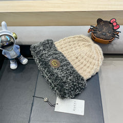 BEANIE HAT IN BEIGE WOOL AND FLEECE 399547