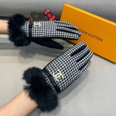 GLOVES IN BLACK MIX WHITE WOOL AND RABBIT FUR 417182