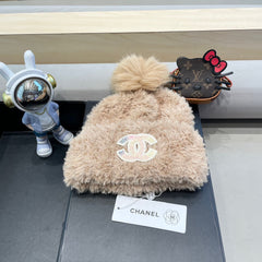 BEANIE HAT IN CAMEL BEIGE SOLF FLEECE 419713