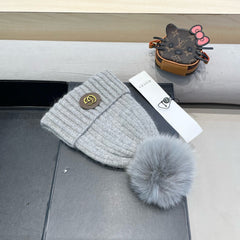 BEANIE HAT IN LIGHT GRAY WOOL 422455