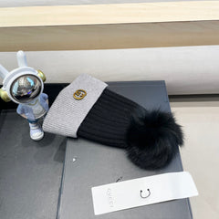 BEANIE HAT IN BLACK MIX DOLPHIN GRAY WOOL AND FOX FUR 422505