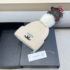 BEANIE HAT IN BISQUE BEIGE WOOL 426236