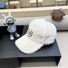 BASEBALL CAP IN WHITE FLEECE 431372