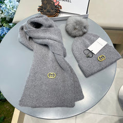 SET SCARF AND HAT IN DOVE GRAY CASHMERE 436241