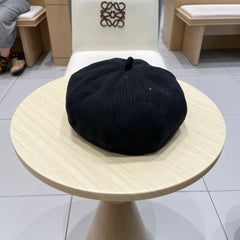 BERET HAT BLACK WITH LOGO 672662