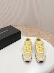 TRAINERS IN LIGHT YELLOW SUEDE AND CALFSKIN