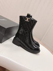 CHANEL ANKLE BOOTS 25S IN BLACK GLOSSY LAMBSKIN WITH GOLD HARDWARE