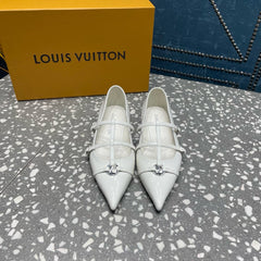 POINTED FLAT SHOES IN WHITE CALFSKIN