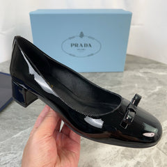 PRADA 25S LOW HEELS SLIP ON BOW 45MM IN BLACK GLOSSY CALFSKIN