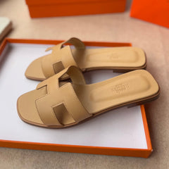 0RAN SANDALS IN TORTILLA BROWN CALFSKIN