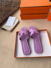 0RAN SANDALS IN LILAC PURPLE CALFSKIN