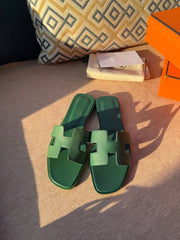 0RAN SANDALS IN HUNTER GREEN CALFSKIN